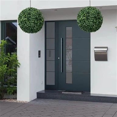 Loji topiary boxwood