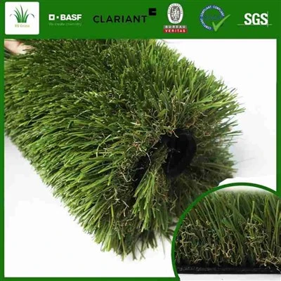 Landskap Halaman Depan Dengan Rumput Tiruan